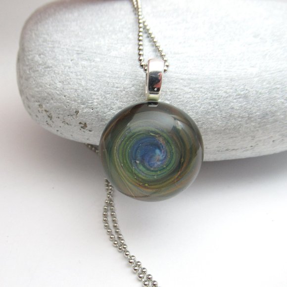 Borosilicate Glass Pendant Necklace - Picture 11 of 11